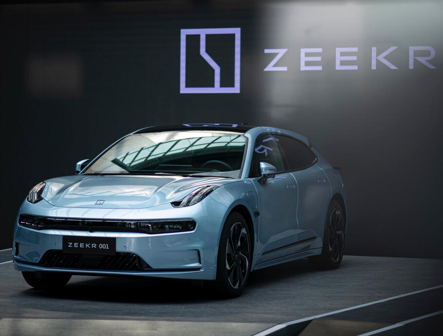 Zeekr 001