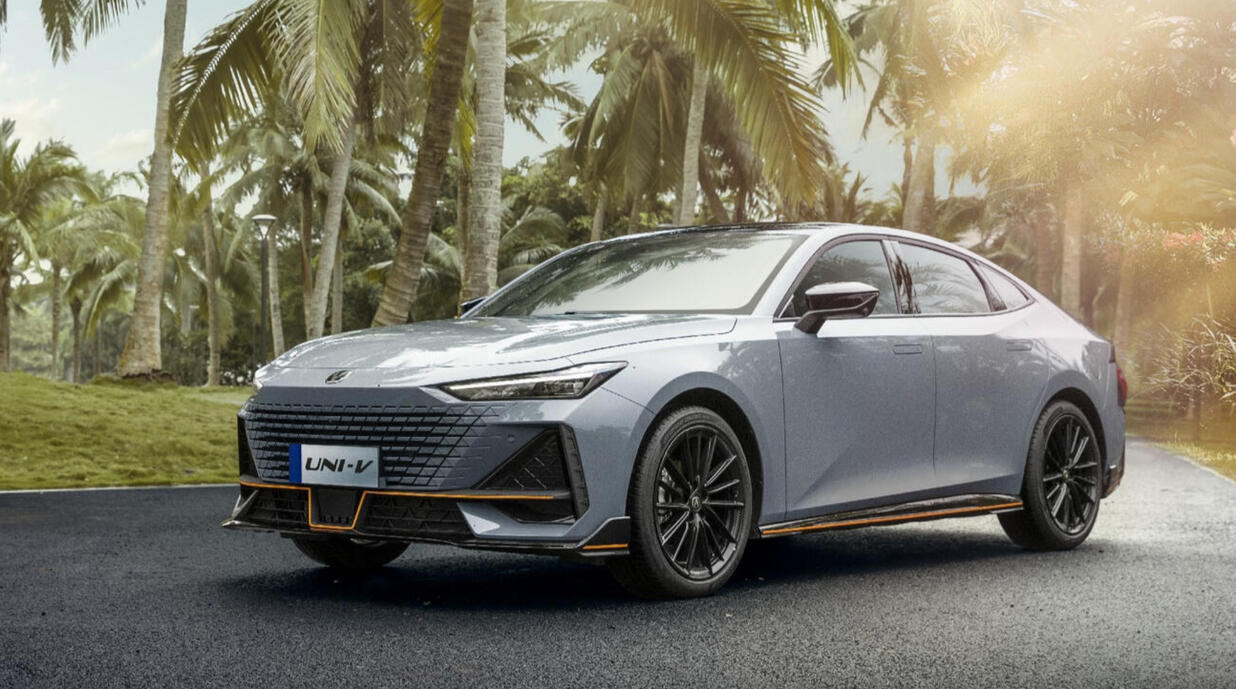 Changan UNI-V